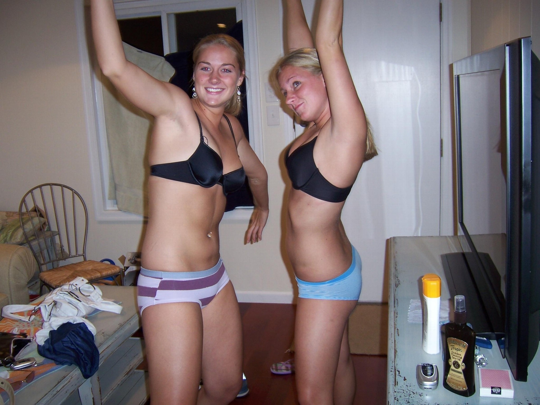 Random pics of college hotties wasted and flashing their underwear at parties #76398267
