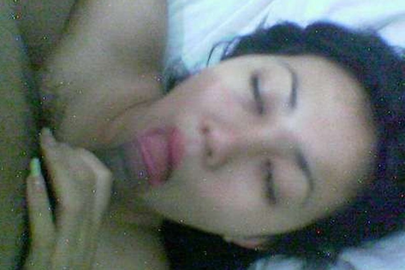 Mega rezumando caliente y delicioso chicas asiáticas posando desnuda
 #69914671
