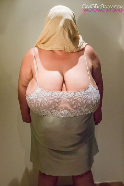 Chubby amateur covered in dough shows off giant boobs #67188914