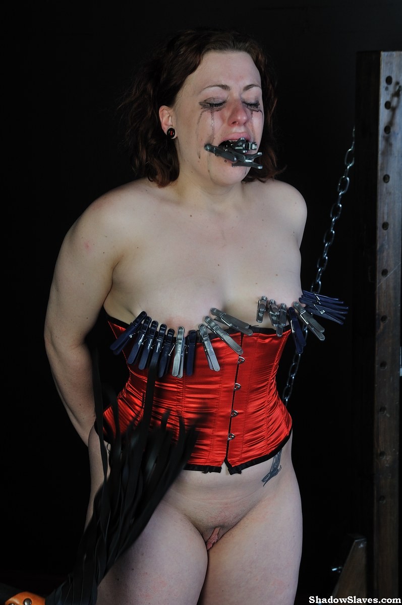 Breast whipping und tit torture to tears of uk fetish slavegirl isabel dean
 #72068768