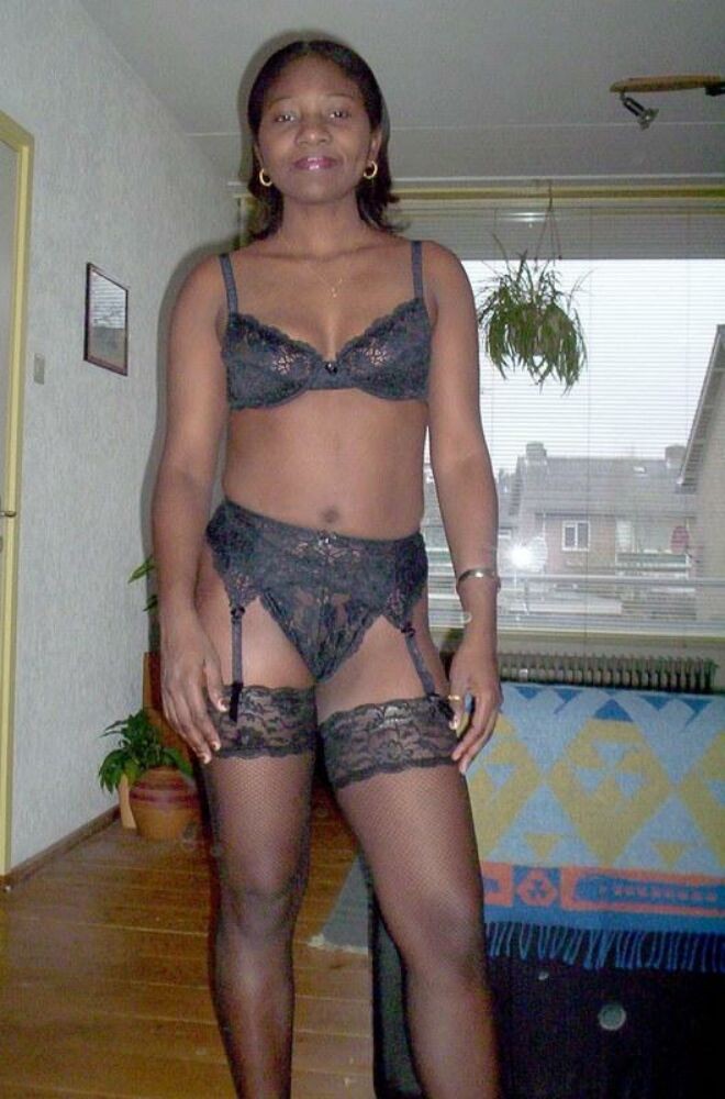 Real black gfs posing and exposed pics page 19 #73334656