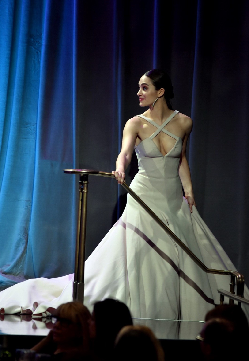 Emmy Rossum zeigt ein riesiges Dekolleté bei den 17th costume designers guild awards in 
 #75172441