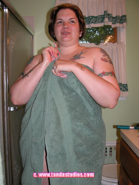 太った刺青の女
 #75583262