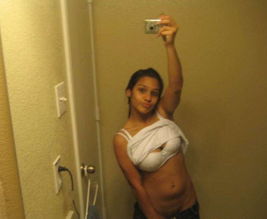 Picture set of amateur camwhoring hotties #77089679