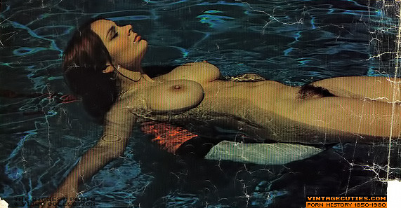 Photos érotiques vintage exclusives de Miss Univers
 #70255837