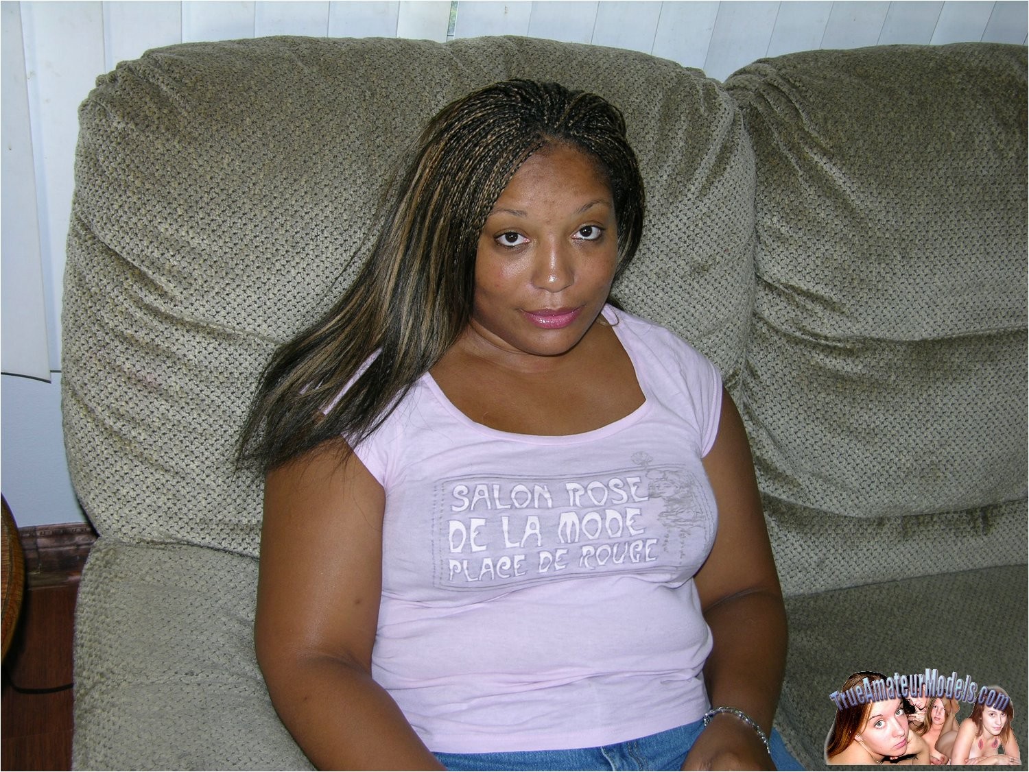 Schwarze fette Frau modelliert nackt und wird gecreampied
 #68268874
