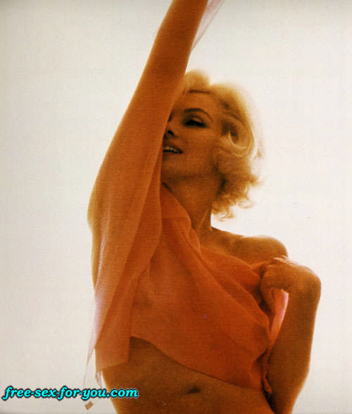 Marilyn Monroe showing her nice tits in see thru and posing nude #75422418