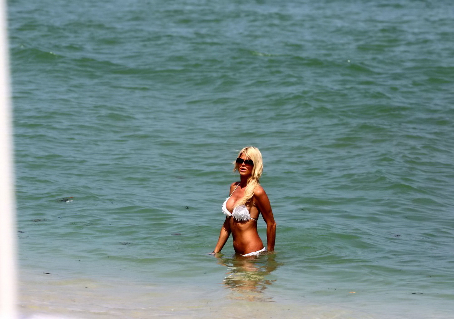 Busty Victoria Silvstedt wearing bikini on a beach in Miami #75219414