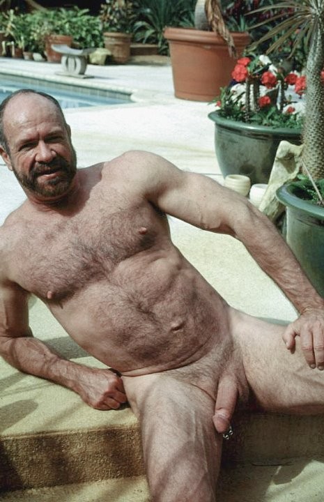 Mature hairy chested dude showing and jerking off in the garden #76922347