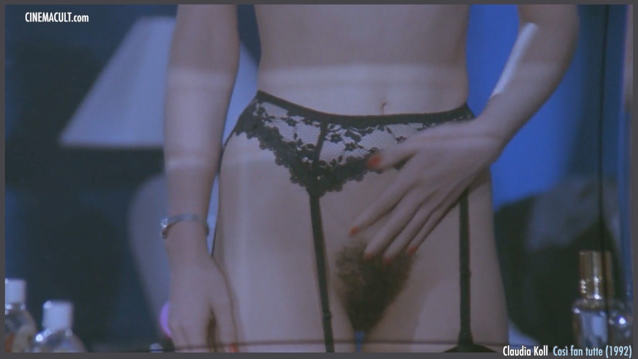 Actrice italienne sexy claudia koll nue dans un film
 #74682623