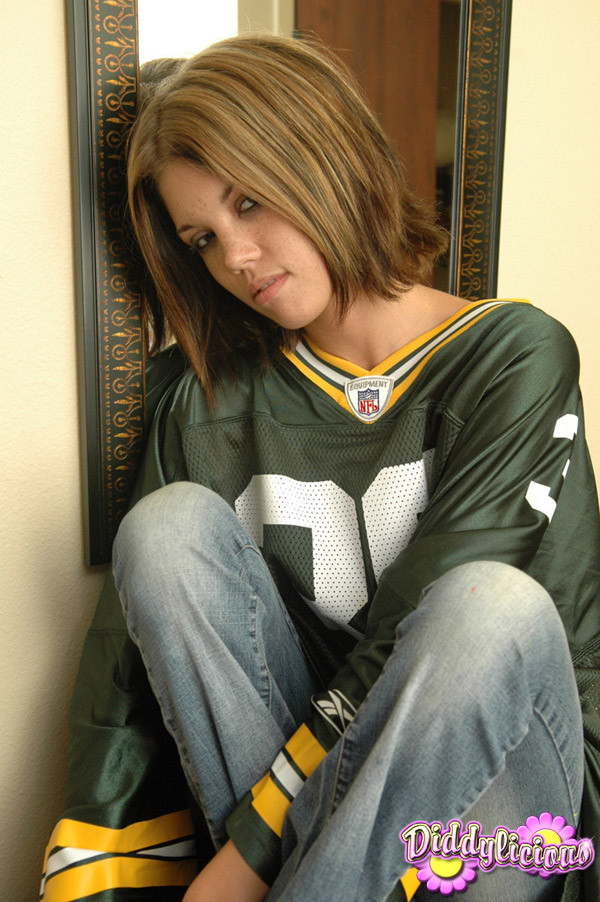 Diddy es un fan incondicional de los Packers desnudo
 #74947450
