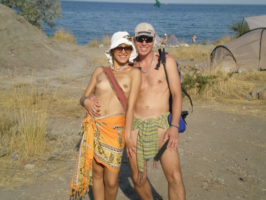 Increíbles fotos nudistas
 #72311334