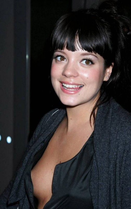 Lily Allen in heißen Nippel-Slips
 #75411982