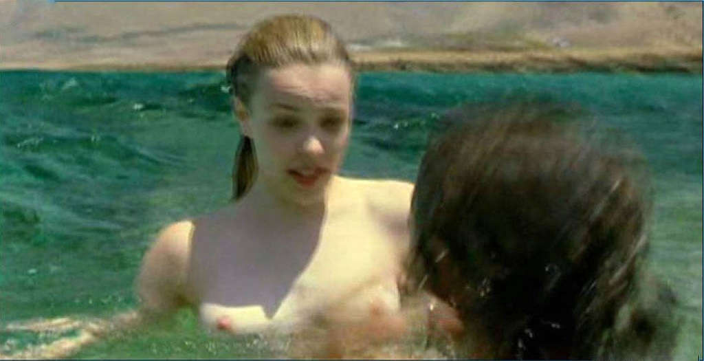 Rachel McAdams reveals her nice tits in nude movie caps #75343063