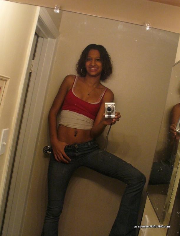 Amateur sexy kinky black hottie's selfpics
 #68206144