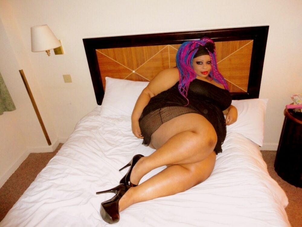 Teenie bbw gfs posing for pics gallery 3 #75500736