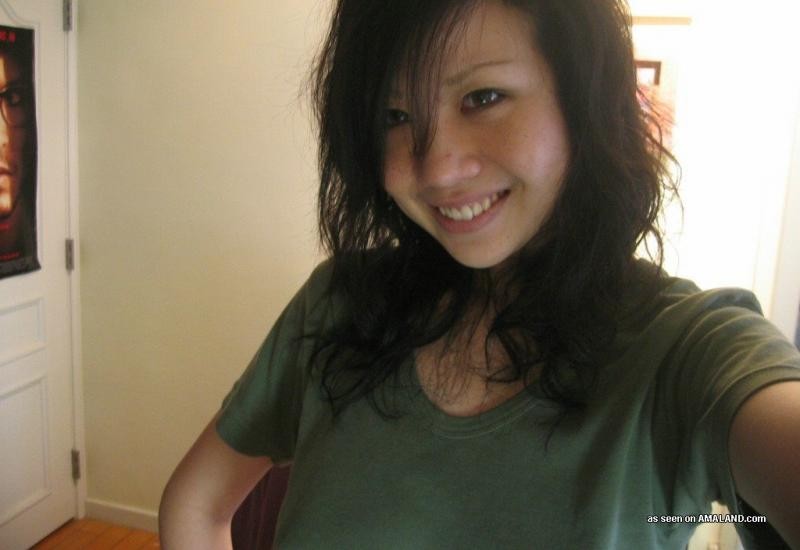 Compilación de una novia asiática traviesa posando desnuda
 #69784098