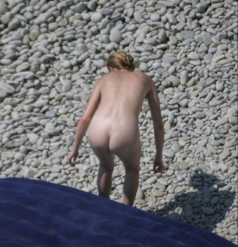Unbelievable nudist photo 信じられないほどのヌード写真
 #72302724