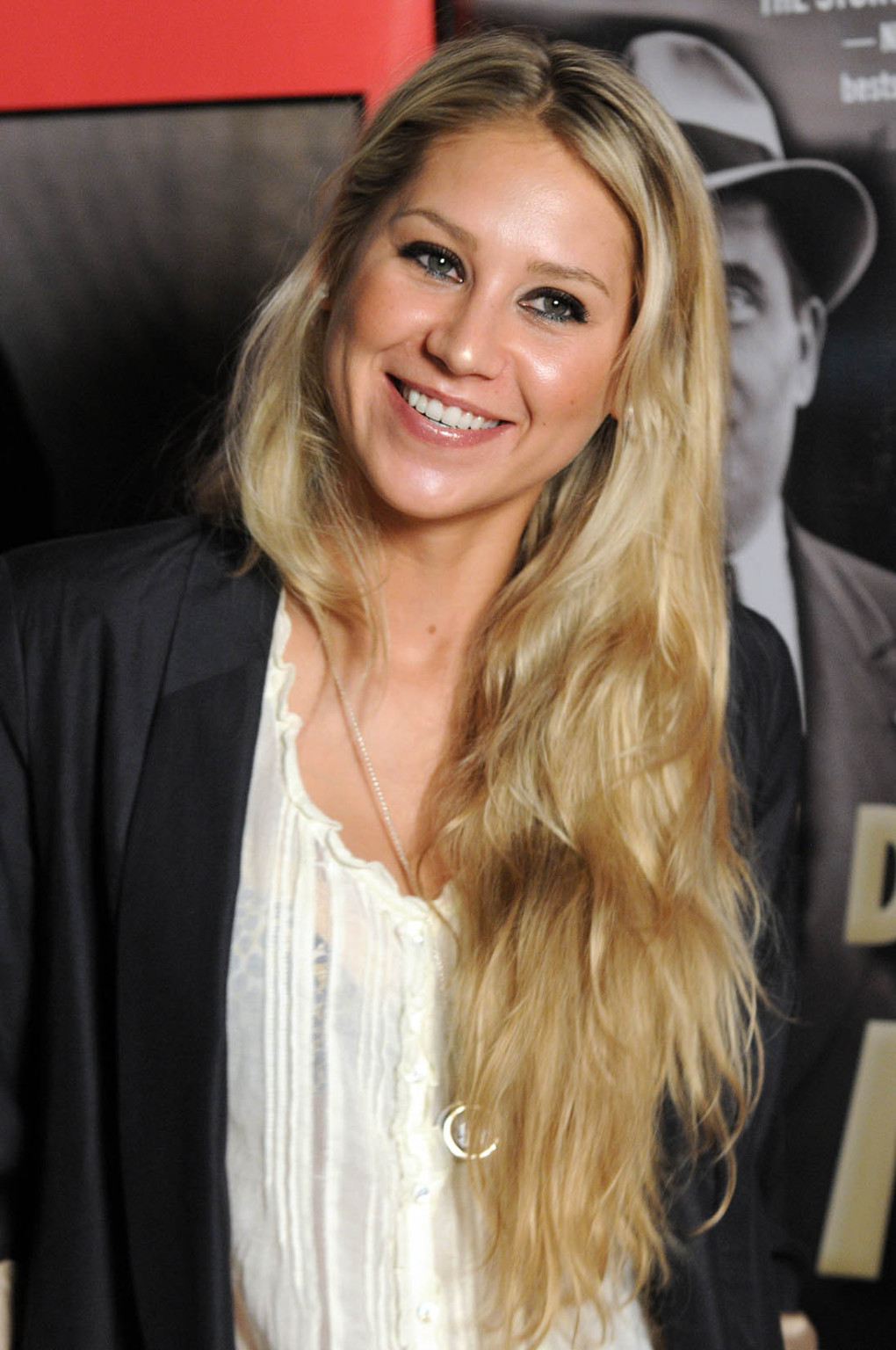 Anna Kournikova en short à la soirée de lancement du livre de David Popes.
 #75329145