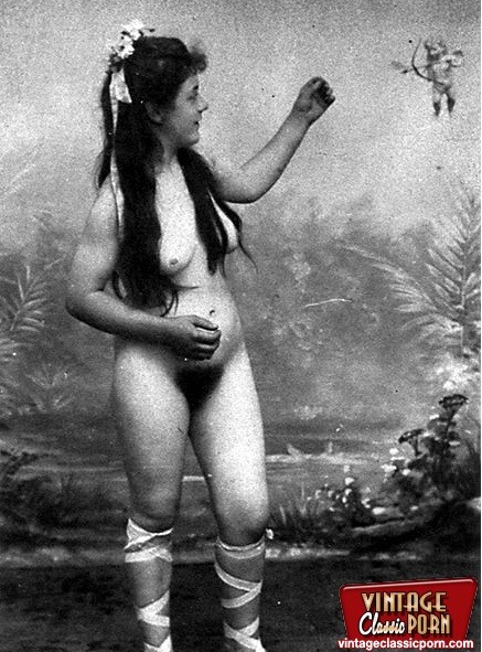 Several hairy vintage wifes showing their natural bodies #78490132