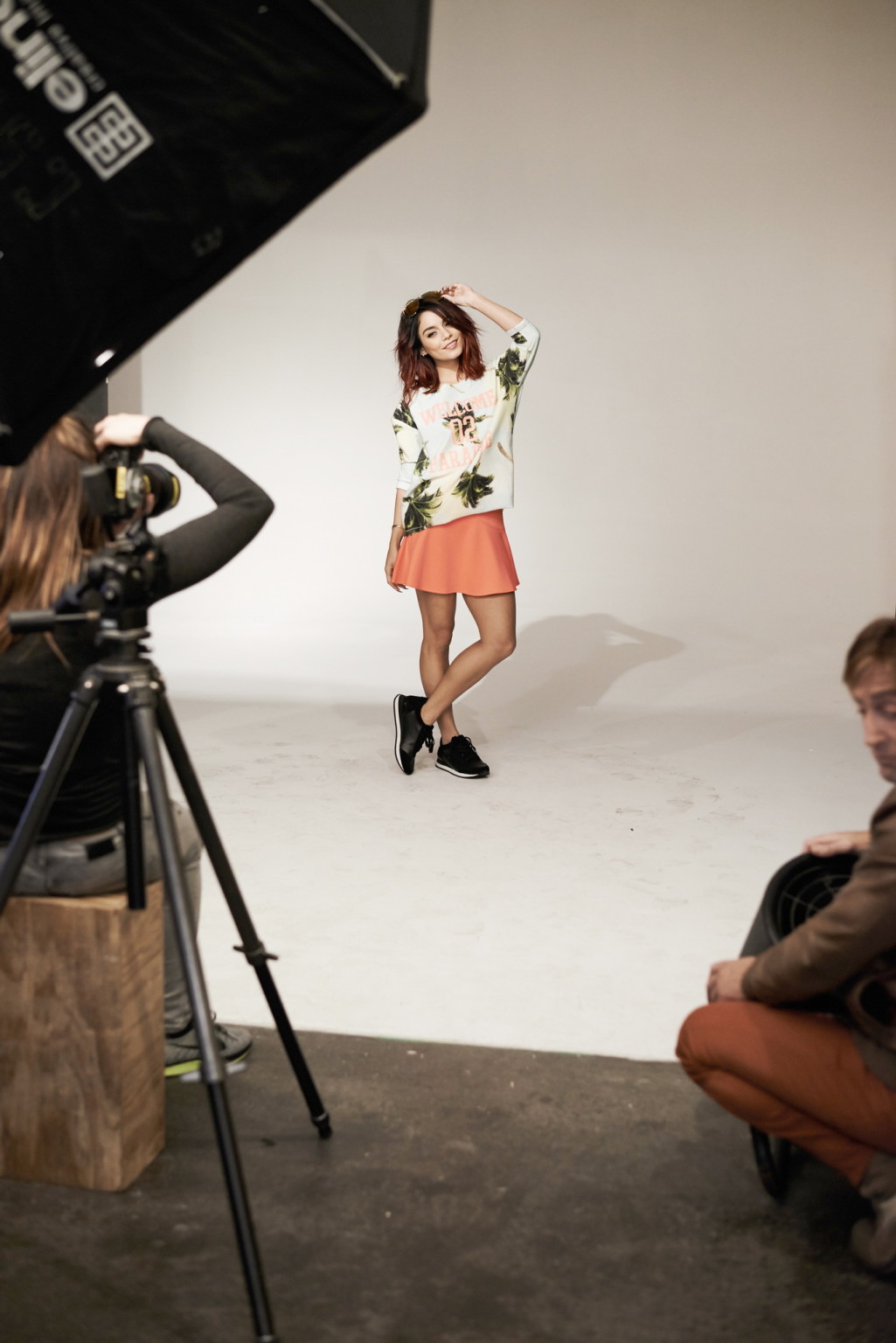 Vanessa hudgens indossando biancheria succinta e vestito per la campagna primavera 2015 bongo 
 #75174021