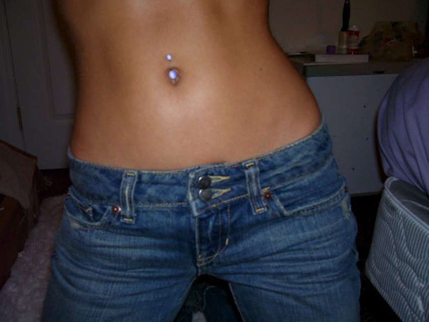 Fotos de una linda novia usando tanga sexy
 #75720075