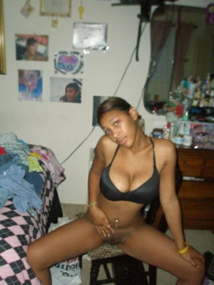 Black teenie gfs are posing and fucking gallery 12 #79471588