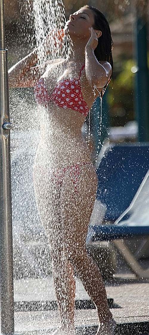 Roxanne Pallett exposing sexy body and hot ass in bikini on beach #75285048