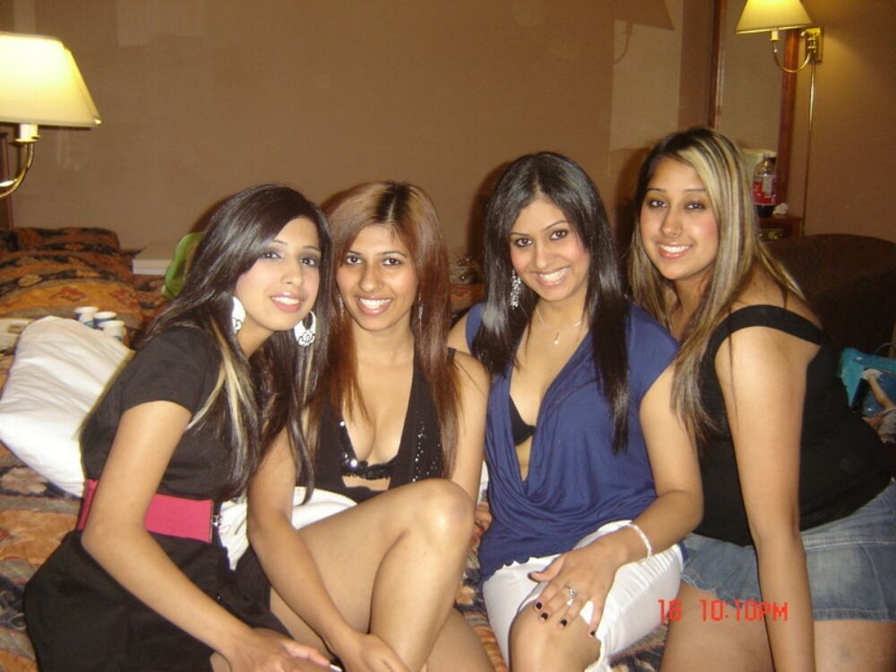 Real indian gfs are posing and naked gallery 61 #77762804
