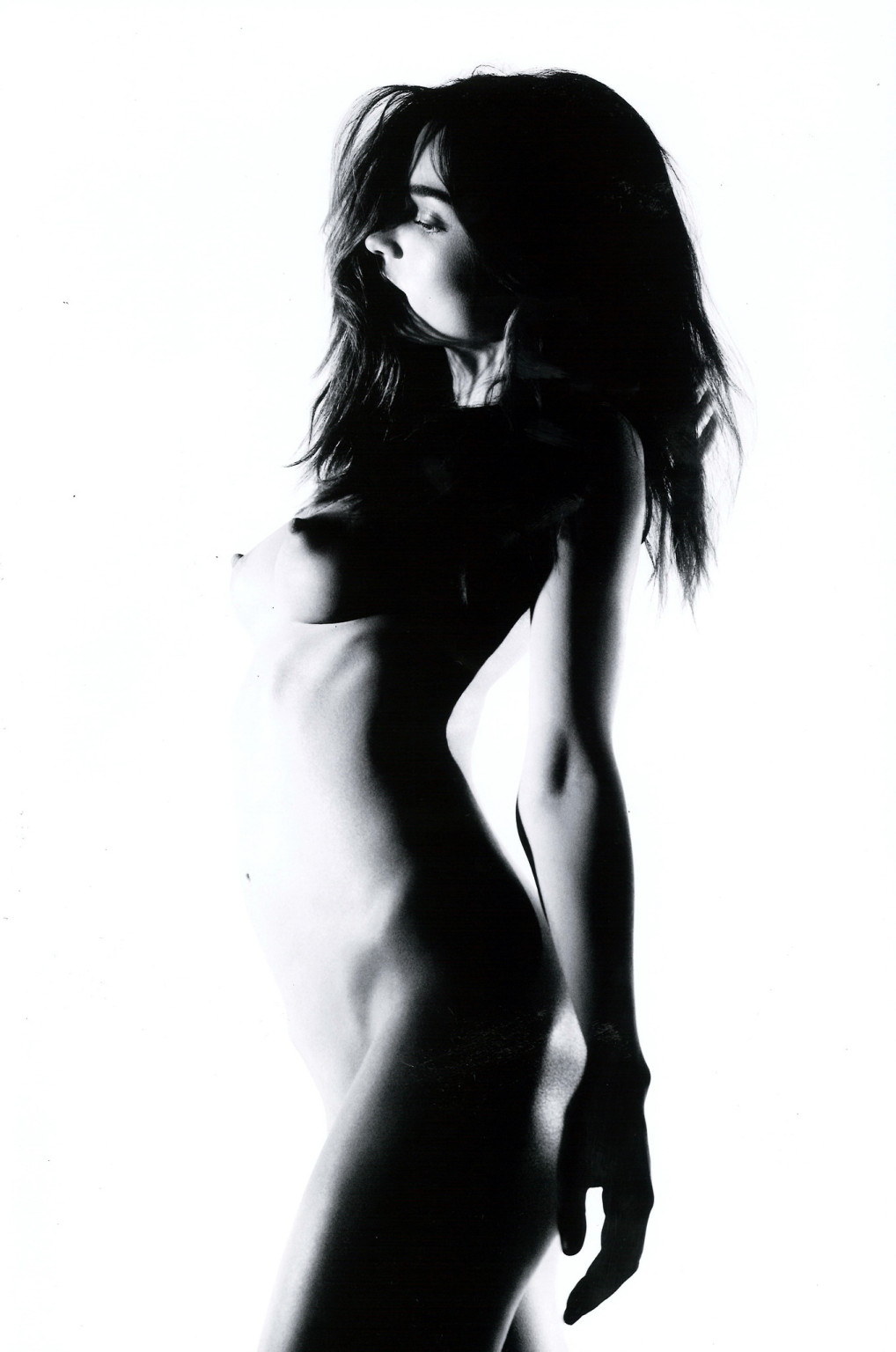 Miranda kerr posando totalmente desnuda para la revista industry
 #75279161