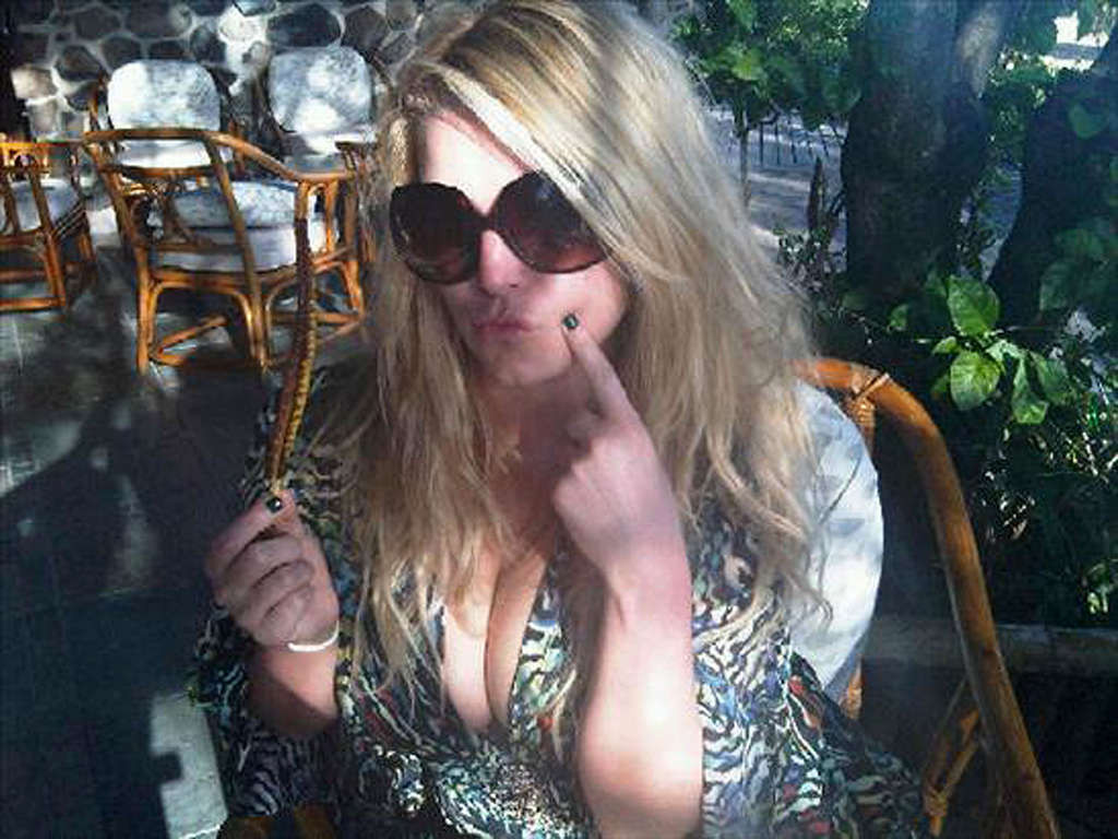Ashley Simpson Nip Slip