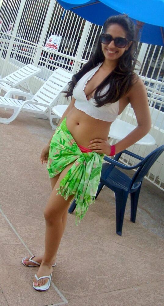 Real indian gfs are posing and naked gallery 53 #77762757