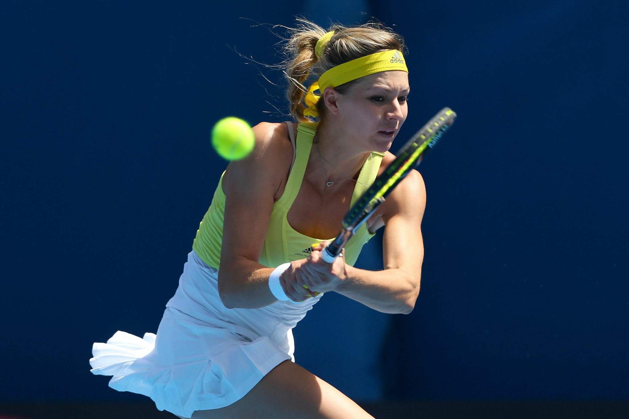 Maria kirilenko blinkt ihr weißes Höschen bei den australischen Open 2013
 #75243138
