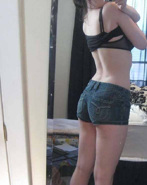Nice gallery of a sexy amateur emo babe selfshooting #75703471