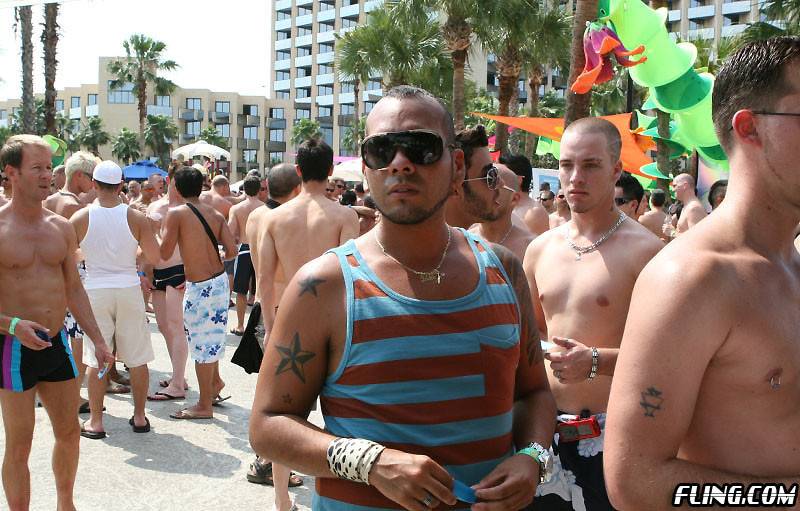 Increíble fiesta gay al aire libre con los cuerpos más calientes todos listos para follar en el
 #76904022
