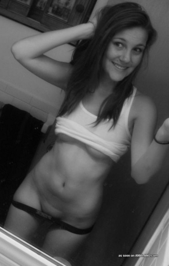 Colección de fotos de chicas amateurs autodisparadas
 #67230113