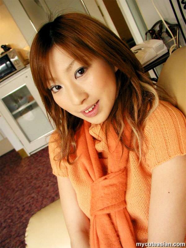 甘い日本の女の子は、彼らのタイトな穴を示す
 #69983979