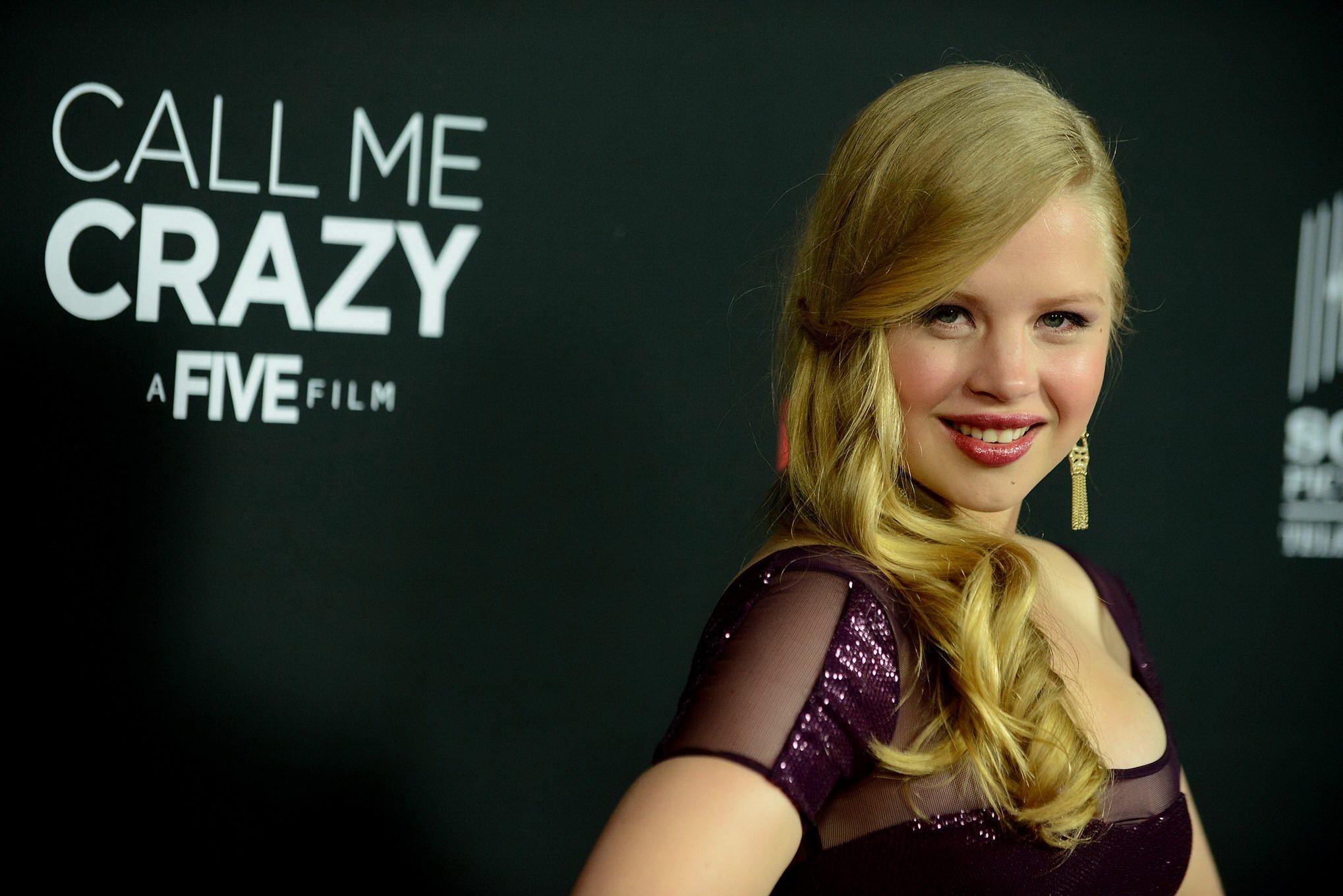 Sofia vassilieva mostrando un enorme escote en el estreno de 'at any price' en hollywo
 #75234907