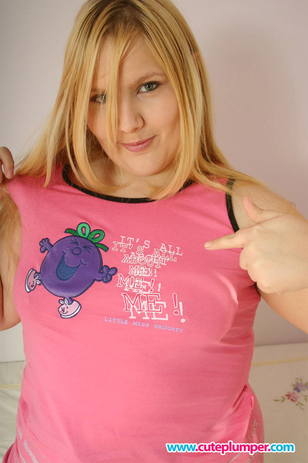 Plump blonde posing and flashing in pink pyjamas #70645756