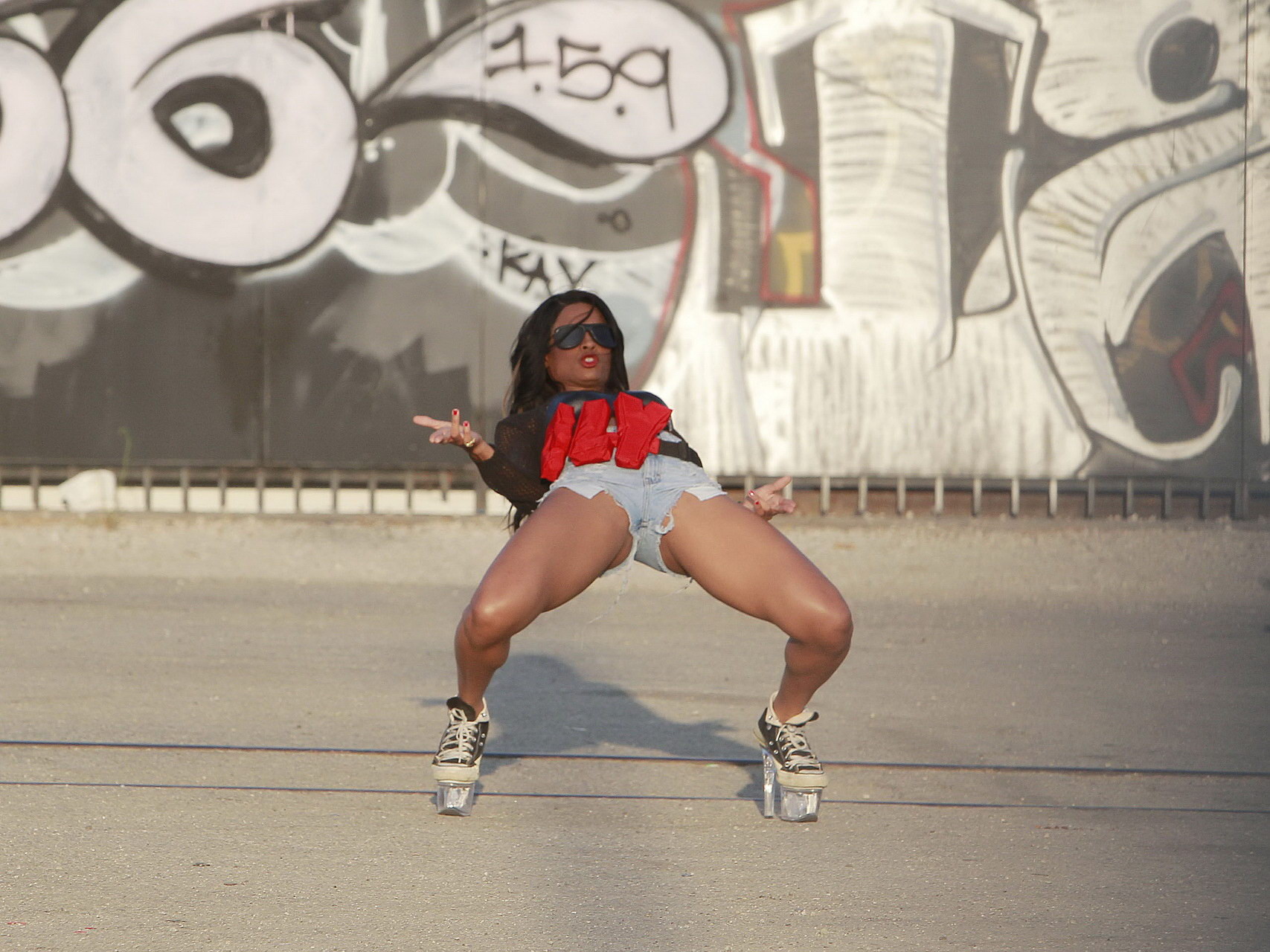 Ciara leggy in denim shorts showing her flexibility on the set of 'Gimme Dat' mu #75333710
