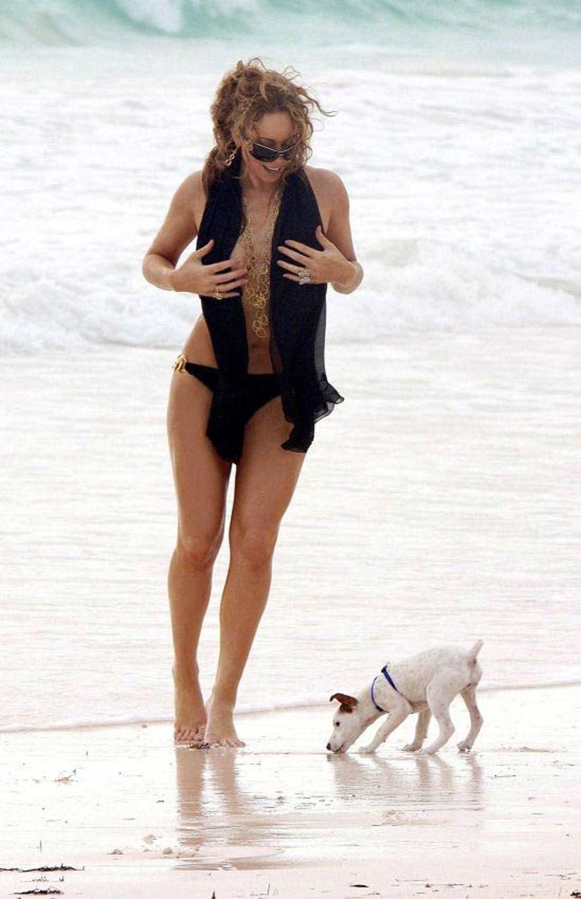 Mariah Carey fickt sexy und heiß im Bikini und oben ohne Paparazzi Fotos
 #75310807