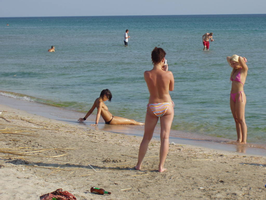 Warning - foto e video di nudisti veri e incredibili
 #72265376