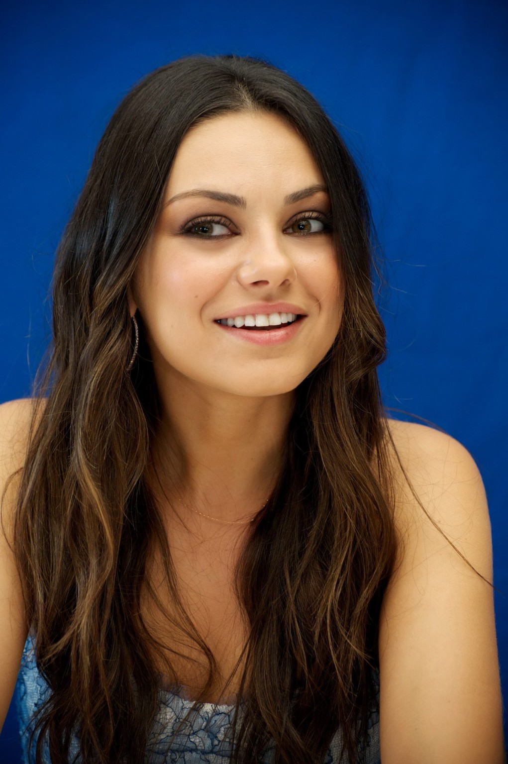 Mila kunis sieht atemberaubend aus für a.g photoshoot in cancun
 #75294503