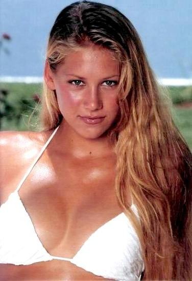 sexy tennis babe Anna Kournikova nude on the beach #72730290
