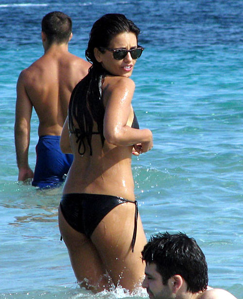 Monica Cruz showing her great body and posing sexy in bikini on beach #75385581