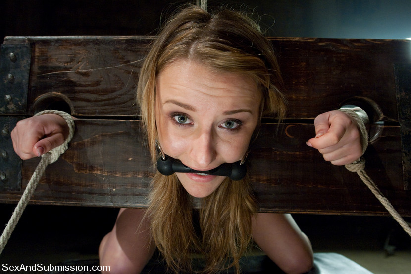 20 year old Jessie Cox is quite enthusiastic about bondage and rough sex. In thi #67071240