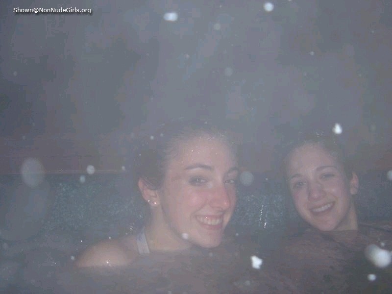 Amateur teen girls in hottub #73192682