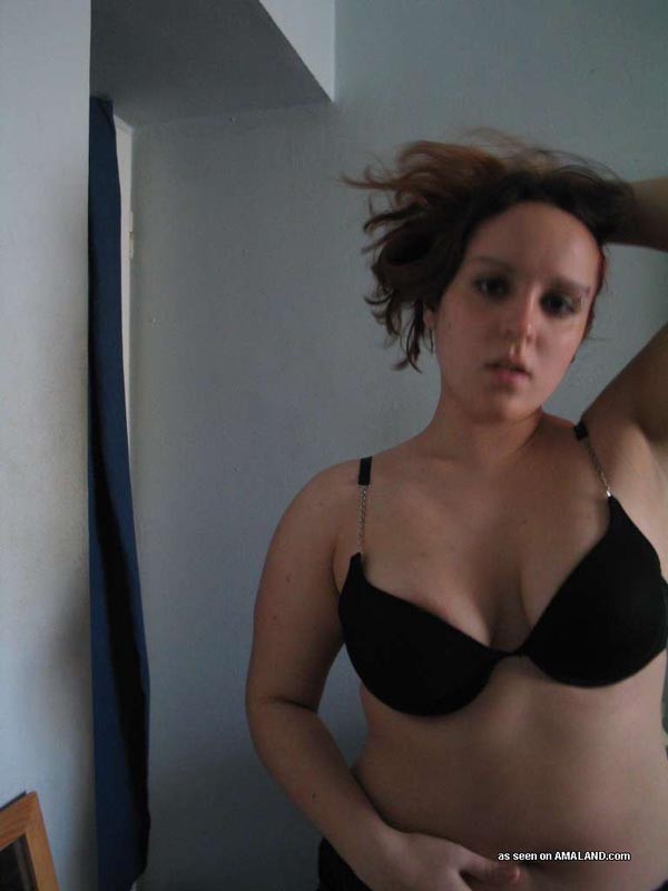 Ginger BBW stripping off her sexy black undies #67341500