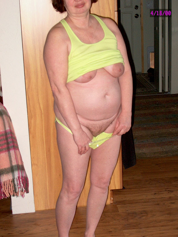 Feine Milfs und Erwachsene
 #77340003