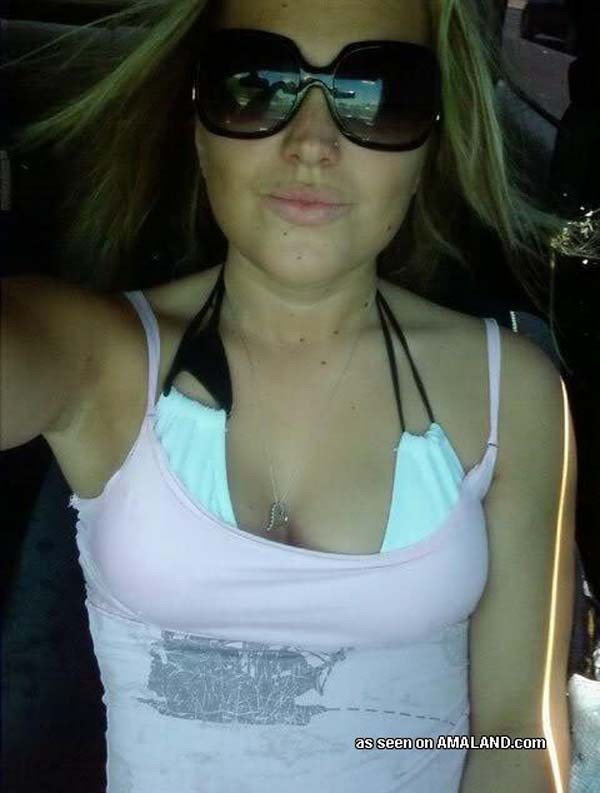 プロムクイーンの自撮り写真
 #68325161